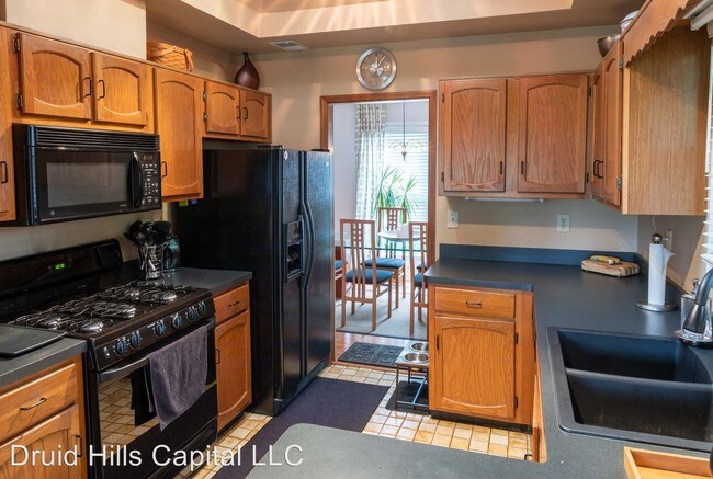 Building Photo - 3 br, 2 bath House - 3708 Creekstone Dr