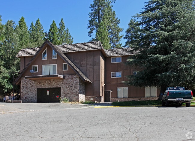 Primary Photo - Sunrise Apartments