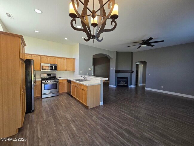 Building Photo - 7848 Alcandre Ct