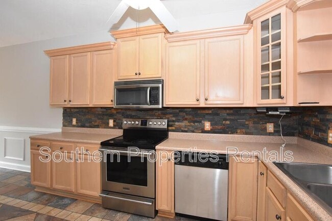 Building Photo - 109 Canyon Ct