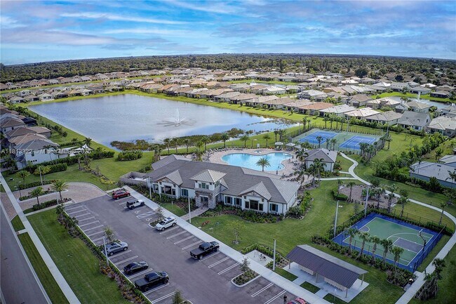 Building Photo - 8239 Tailshot Ct