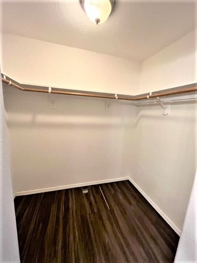 Building Photo - Beautiful 4BR/2BA Single-Level Home in Heart of McMinnville