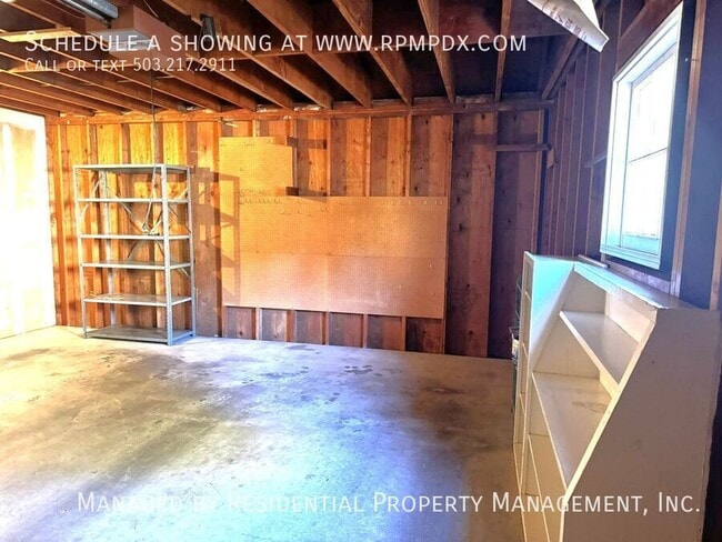 Building Photo - 1938 SW Edgewood Rd