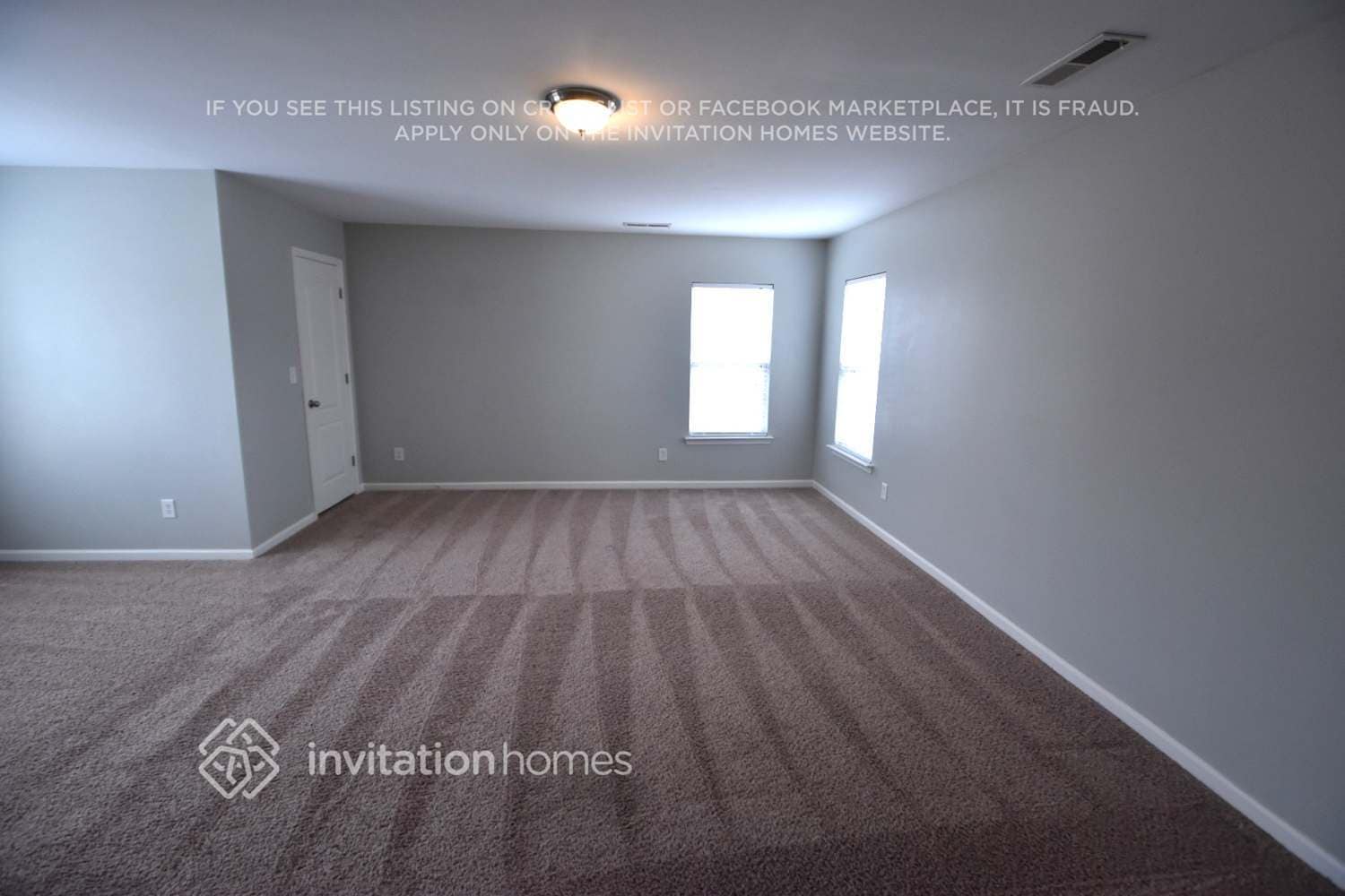 Building Photo - 14717 Lyon Hill Ln