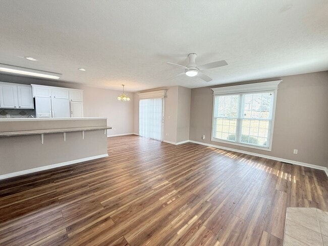 Building Photo - Incredible 3 bed, 3.5 bath with EV Charging Port!