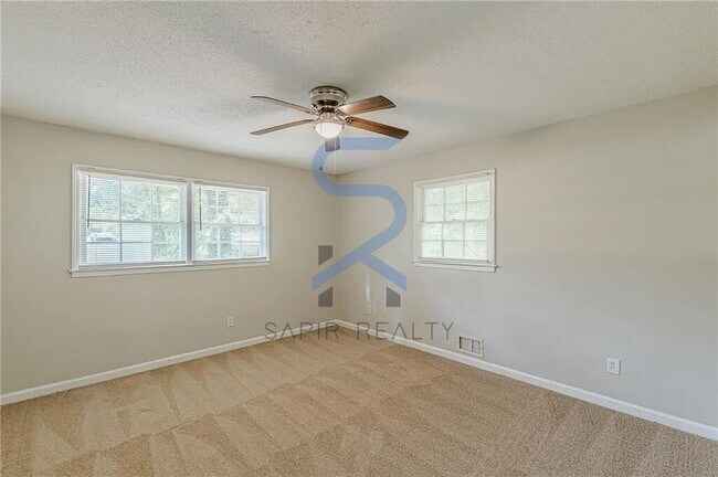 Building Photo - Move in before November 30th and choose your reward: a $250 Amazon Gift Card or a 55 Smart TV!