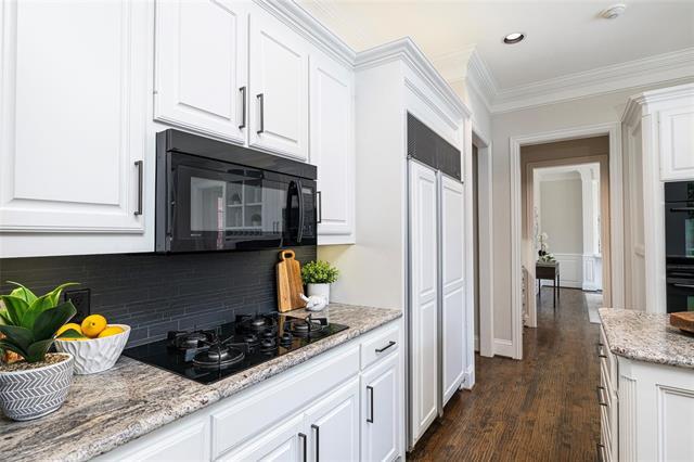 Building Photo - 17431 Woods Edge Dr