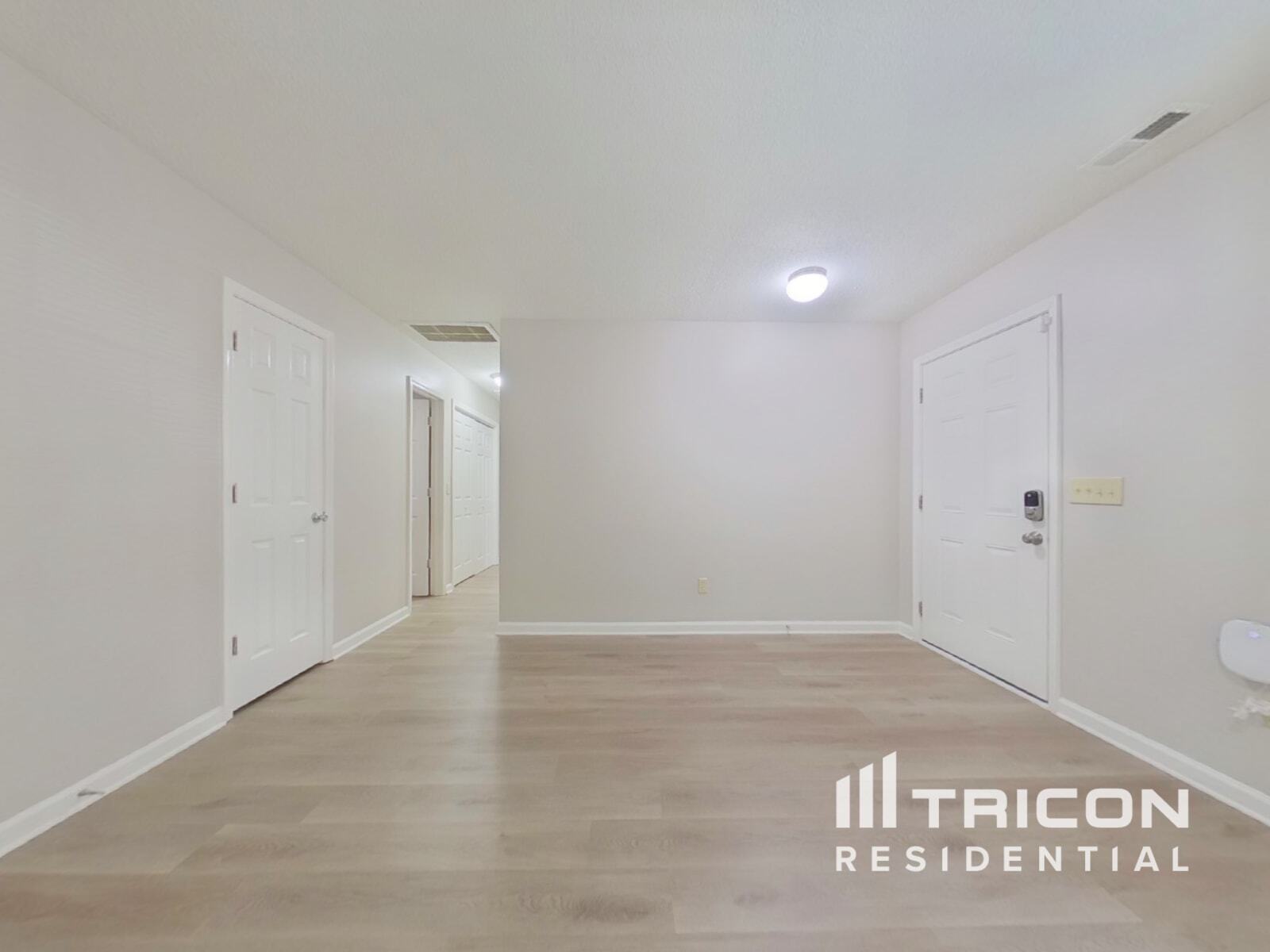 Building Photo - 124 Devonport Dr