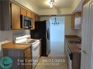 Building Photo - 10849 NW 30th Pl