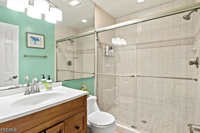 Building Photo - 3620 Barbary Dr