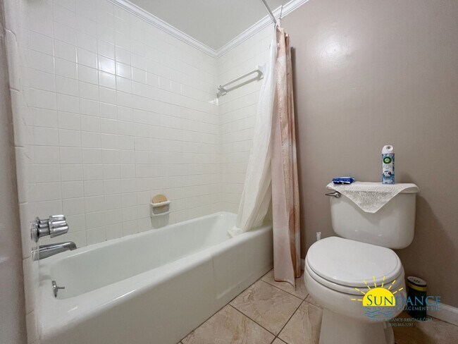 Building Photo - Stunning Spanish Villas Condo in Fort Walton Beach!