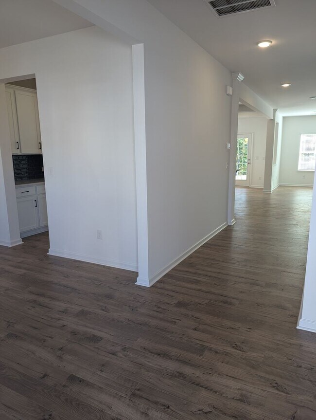 Building Photo - NEW Stonebridge Golf Course Views - AVAILA...