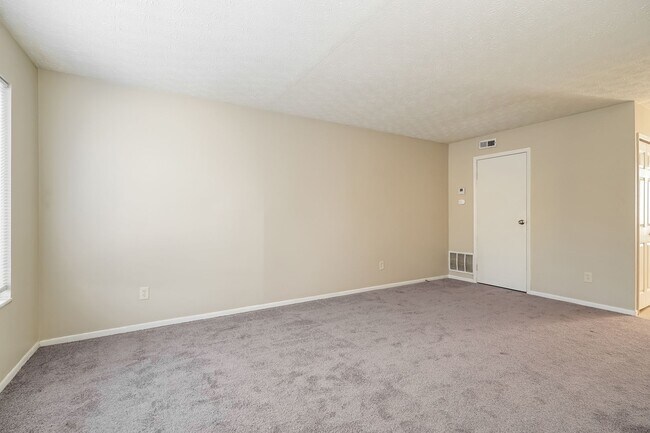 Building Photo - 6274-6280 CHERYLBROOK