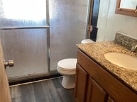 Building Photo - 3 Bedroom Single Family Home