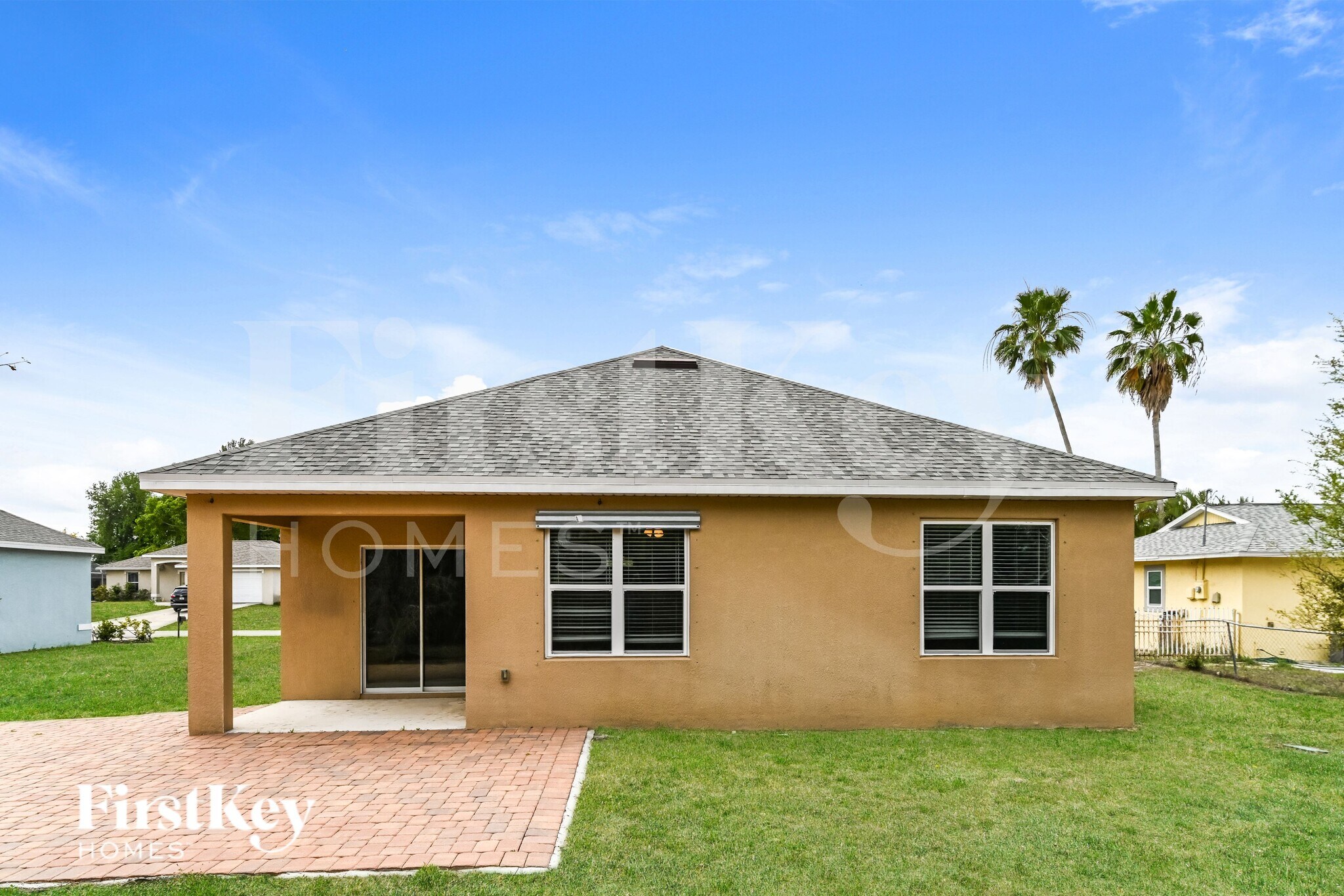 Building Photo - 631 SW 27th Terrace