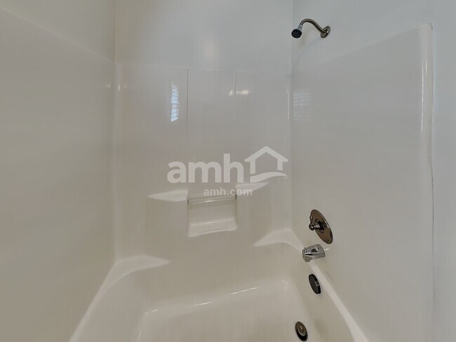 Building Photo - 3063 Romain Trail