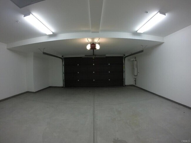 Building Photo - 2bd/2.5ba two car garage end unit condo in Orchard Hill Irvine for rent