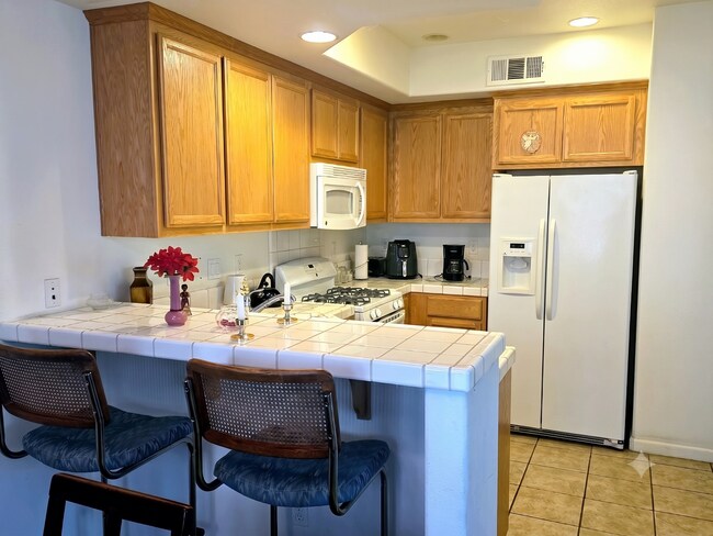 Building Photo - 684 Modern Ice Dr