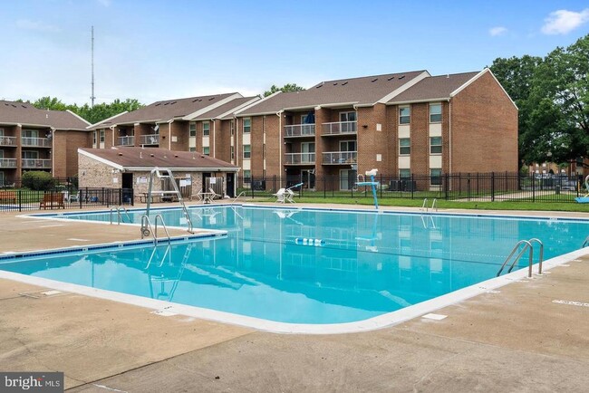 Building Photo - 7984 Audubon Ave