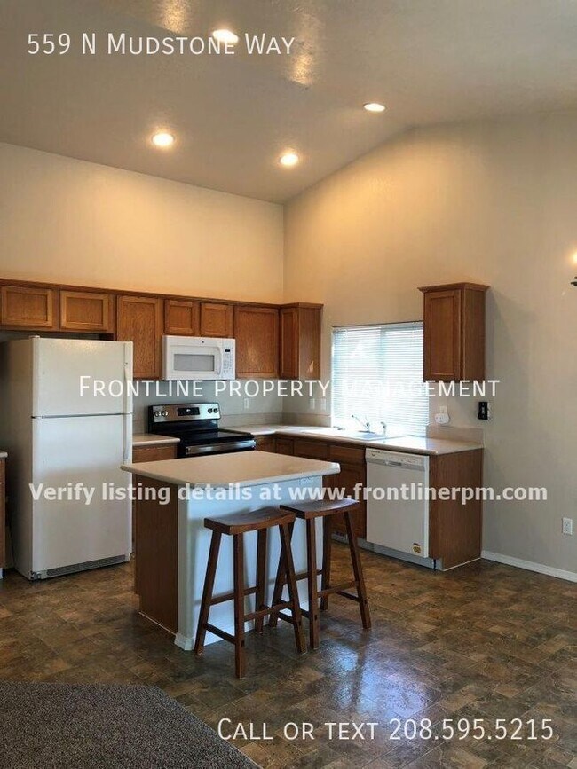 Building Photo - 559 N Mudstone Way