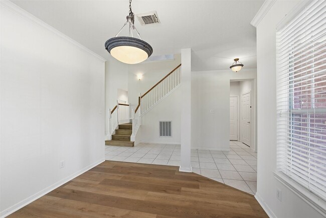 Building Photo - 22314 Ivy Stone Ct