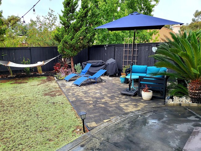 Building Photo - 4 Bedroom Home in the Hosp Grove Area of Olde Carlsbad