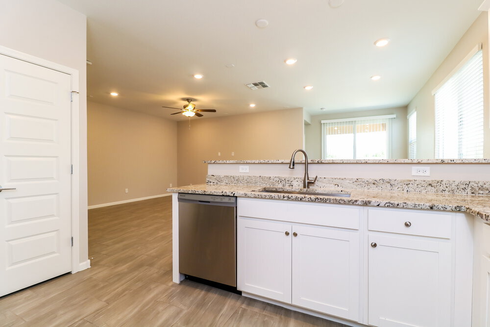 Building Photo - 20251 W Buchanan St