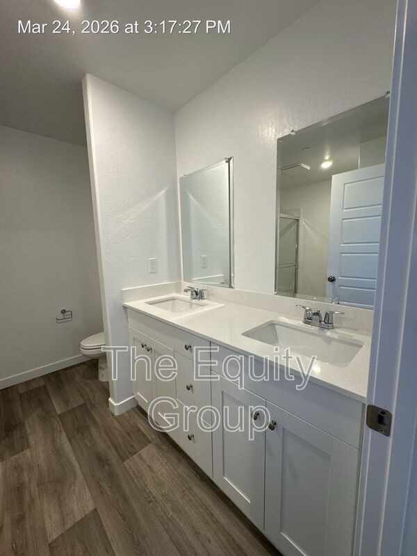 Building Photo - 2440 S Aubree St