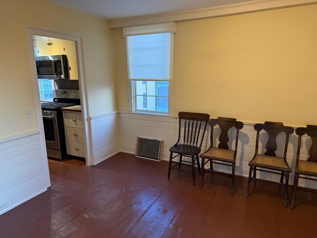 Building Photo - 72-74 Jefferson St