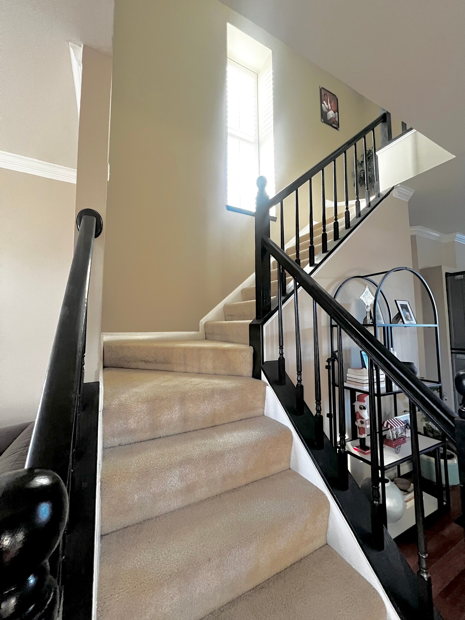 Building Photo - 111 E Colonial Dr