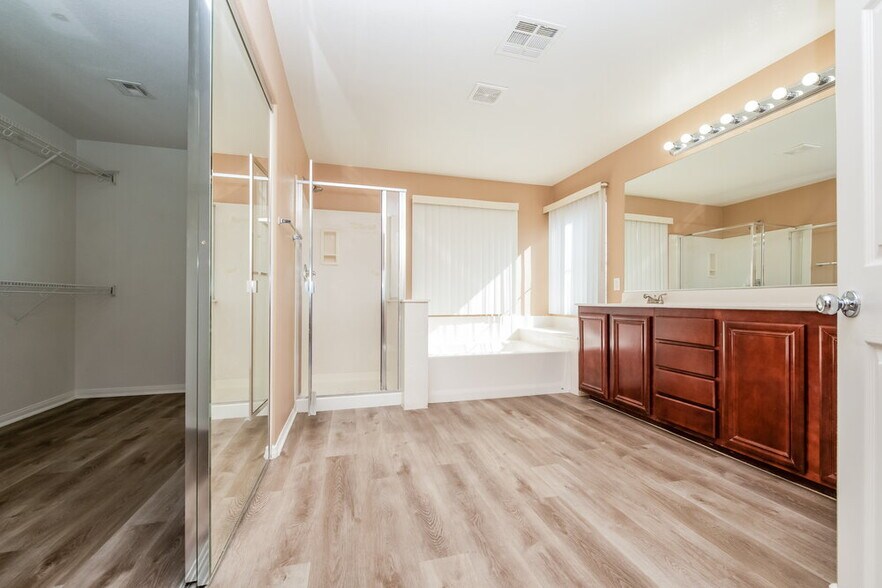 Building Photo - 3541 Kagan Ct