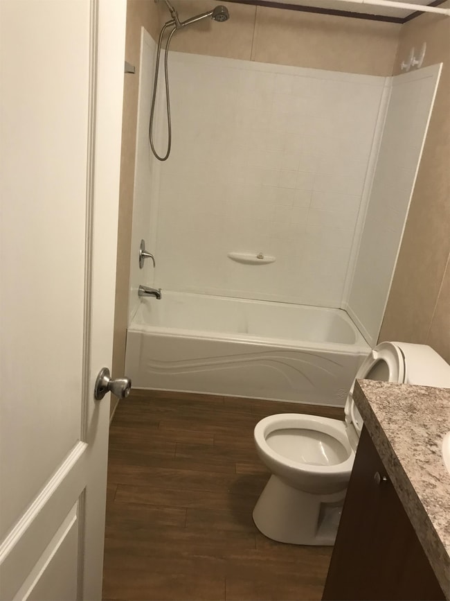 Building Photo - 21 Church Rd