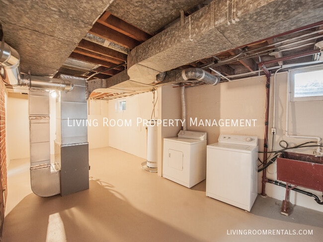 Building Photo - 2814 SE 78th Ave