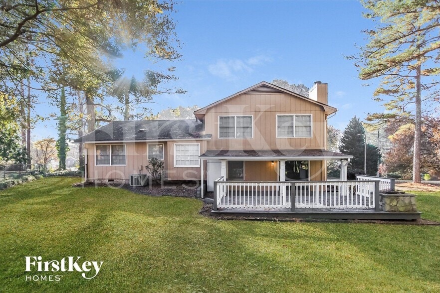 Primary Photo - 295 Plantation Rd SW