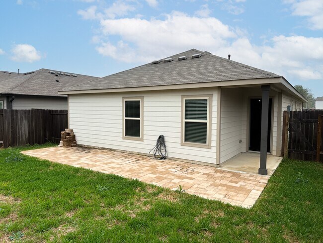 Building Photo - 26115 Lanivet Crk Ln