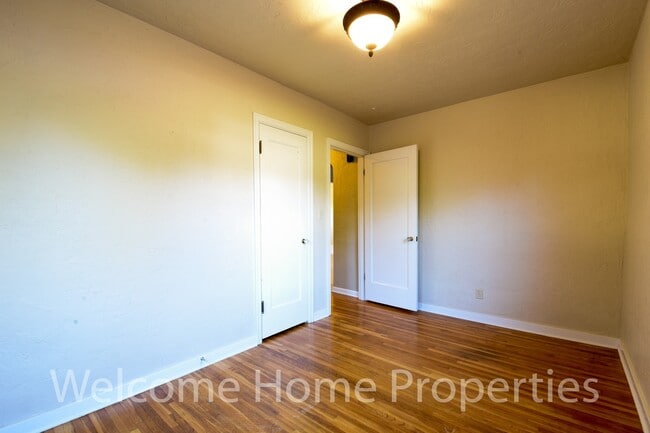 Building Photo - Great 3 Bedroom Home Close to WWU