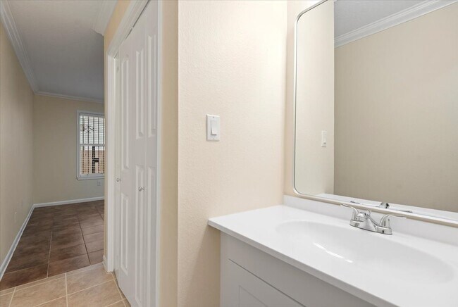 Building Photo - 5018 Wilmington St