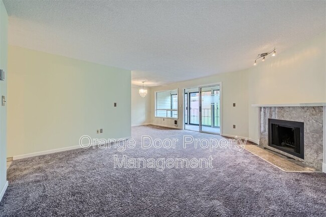 Primary Photo - 7307 N Skyview PlaceAPT G202