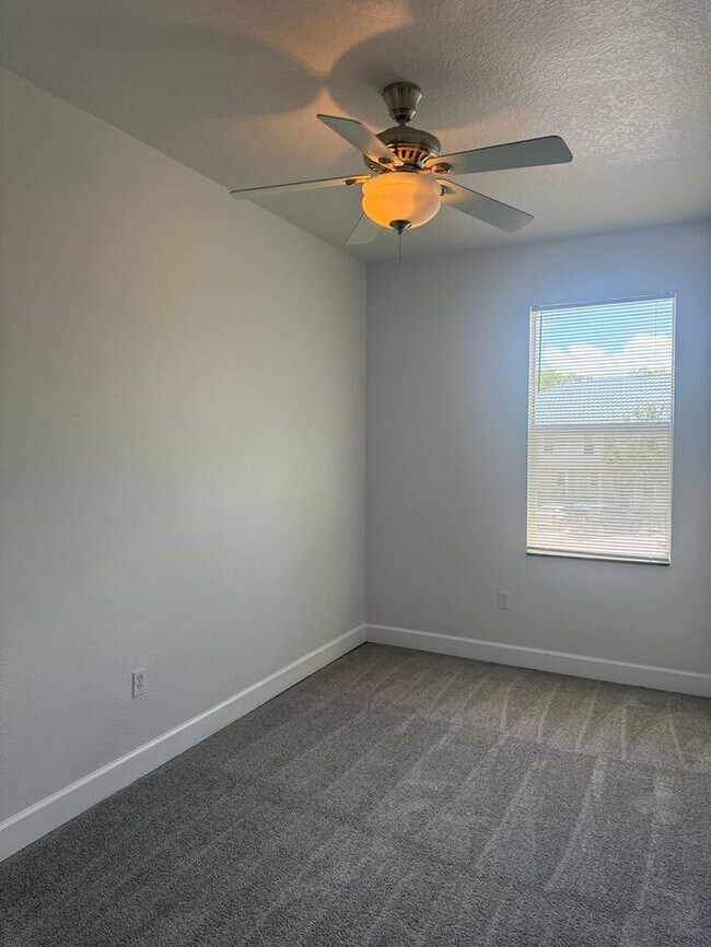 Building Photo - Townhome in Heritage Key, Kissimmee