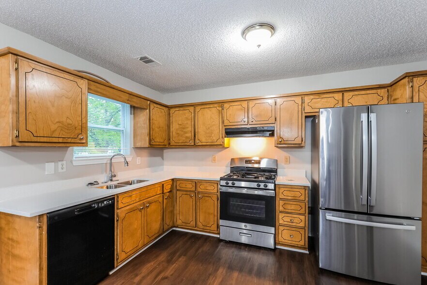Building Photo - 1367 Misty Ridge Ct