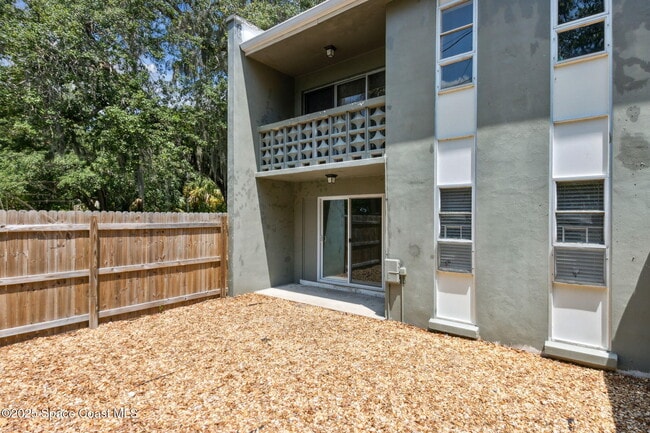 Building Photo - 311 S Brown Ave