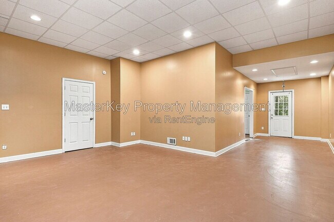 Building Photo - 217 Riverwalk Cir