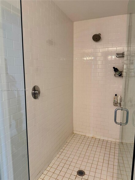 Building Photo - 151 SE 1st St