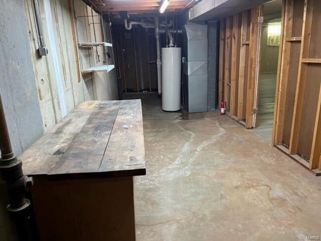 Building Photo - 2680 Knollwood Ln
