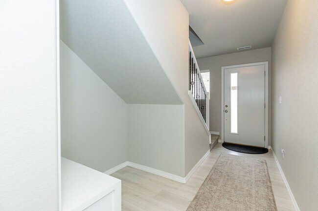 Building Photo - 4535 Samaritan Lp