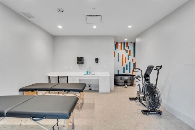 Building Photo - 18145 Beach Ranch Terrace