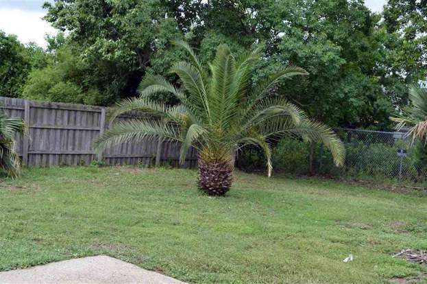 Building Photo - 1223 Redwood Ln