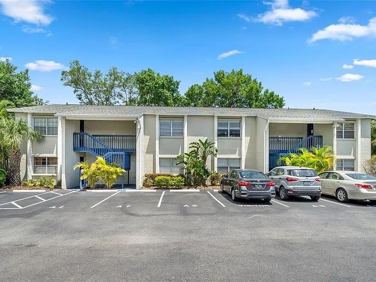 Building Photo - 304 S Habana Ave