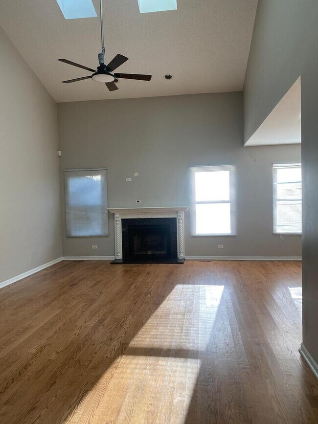 Building Photo - 1102 Southbridge Ln