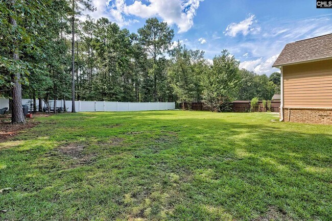 Building Photo - 21 Sixty Oaks Ln